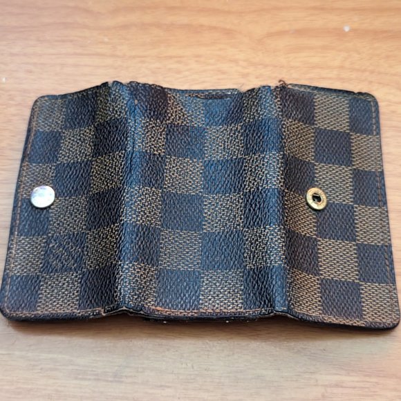 Louis Vuitton Damier Key Holder/Wallet #1665*** - Picture 5 of 9